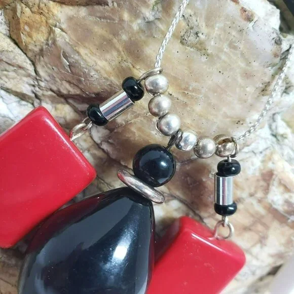 Alfani Red and Black Art Deco Beaded Statement Necklace Long - Picture 5 of 6